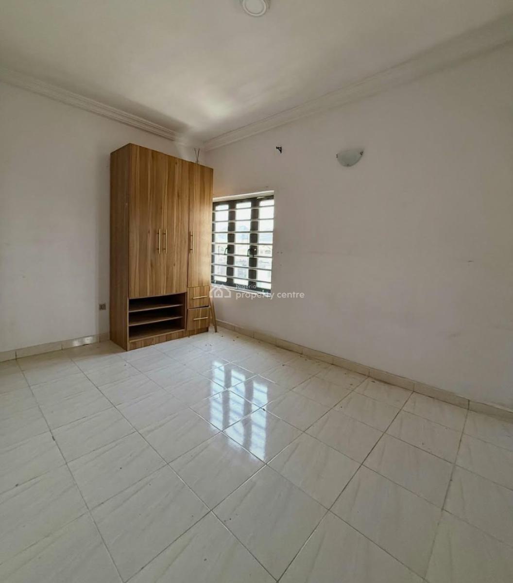 Exquisite 2 Bedroom Apartment, Ikota, Lekki Phase 2, Lekki, Lagos, Flat / Apartment for Rent