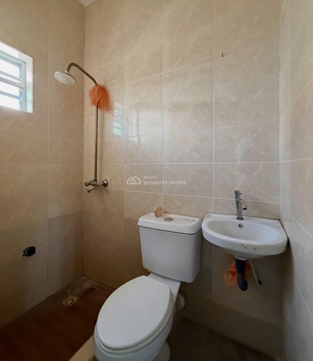 Exquisite 2 Bedroom Apartment, Ikota, Lekki Phase 2, Lekki, Lagos, Flat / Apartment for Rent