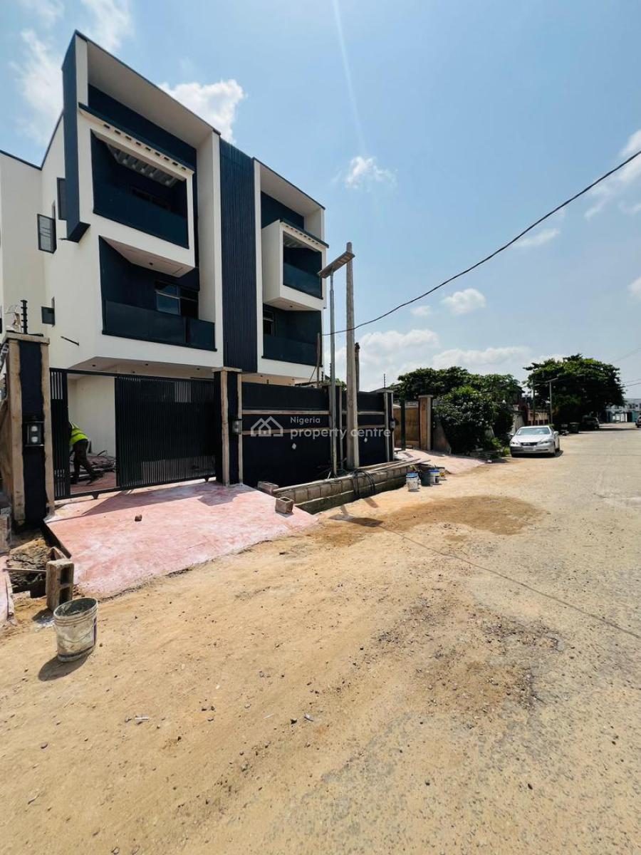 Exquisitely Built 4 Bedroom Semi Detached Duplex with Bq, Exquisitely Detailed Home with Bq in a Secured Estate, Adeniyi Jones, Ikeja, Lagos, Semi-detached Duplex for Sale