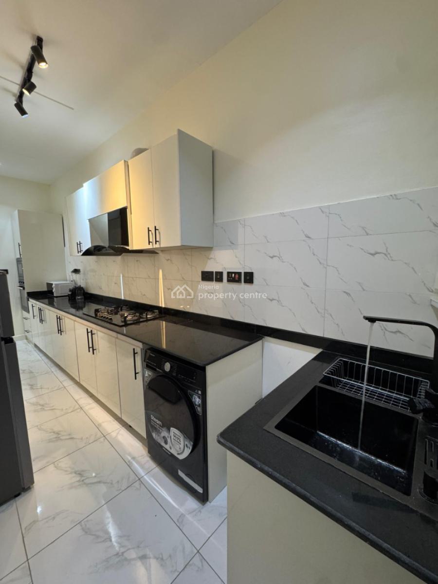 Brand New Luxury & Spacious 1 Bedroom with Cinema , Ps5 , Gym and Pool, Mathew Osamwen Estate, Ologolo, Lekki, Lagos, Flat / Apartment Short Let