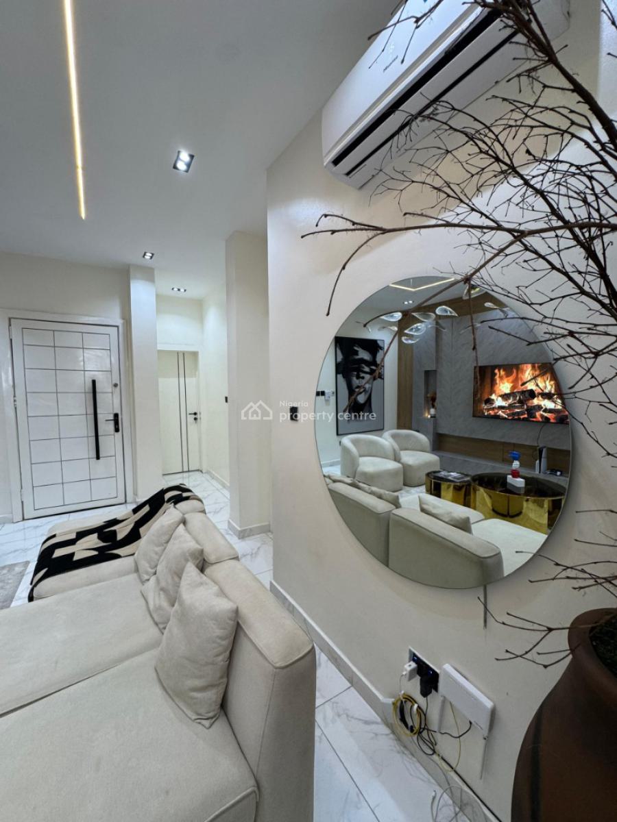 Brand New Luxury & Spacious 1 Bedroom with Cinema , Ps5 , Gym and Pool, Mathew Osamwen Estate, Ologolo, Lekki, Lagos, Flat / Apartment Short Let