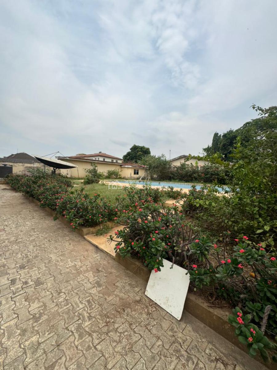 2167 Sqm of Land with Structure, Kobiowu Cresent, Ibadan, Oyo, Residential Land for Sale