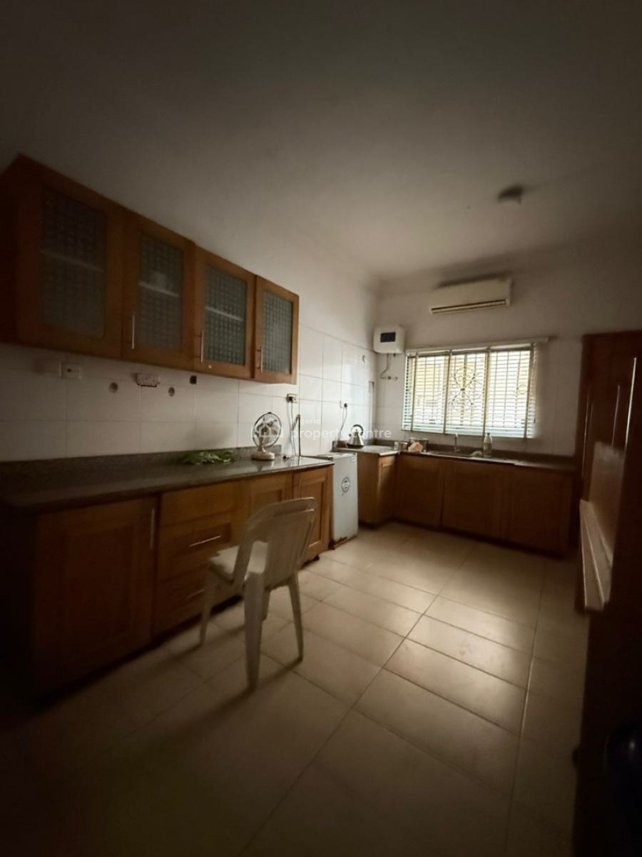 5 Bedroom Semi Detached House for Office Use, Right Hand Side, Lekki Phase 1, Lekki, Lagos, Office Space for Rent