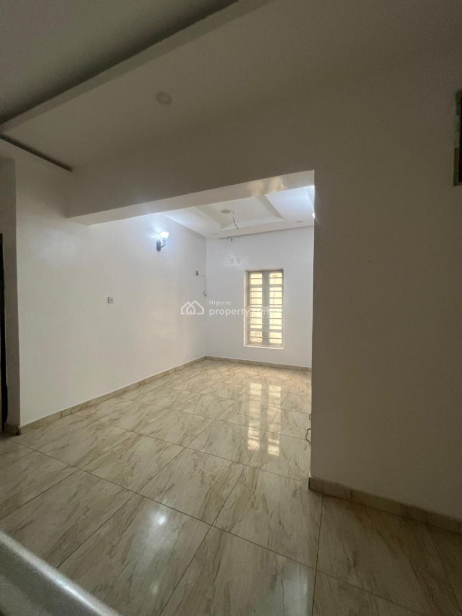 Spacious 4 Bedroom Semi Detached Duplex with Bq, Ologolo, Lekki, Lagos, Semi-detached Duplex for Rent