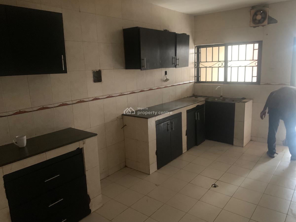 Massive 5 Bedroom Duplex with Bq, Gra Phase 2, Magodo, Lagos, Detached Duplex for Rent