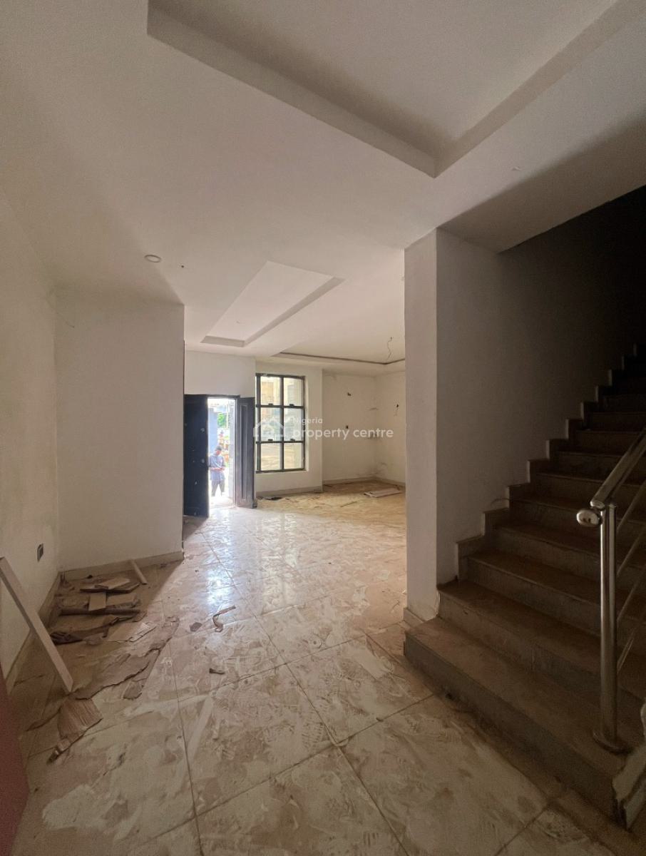 4 Bedroom Town with En-suite Bq, Garki, Abuja, Terraced Duplex for Sale