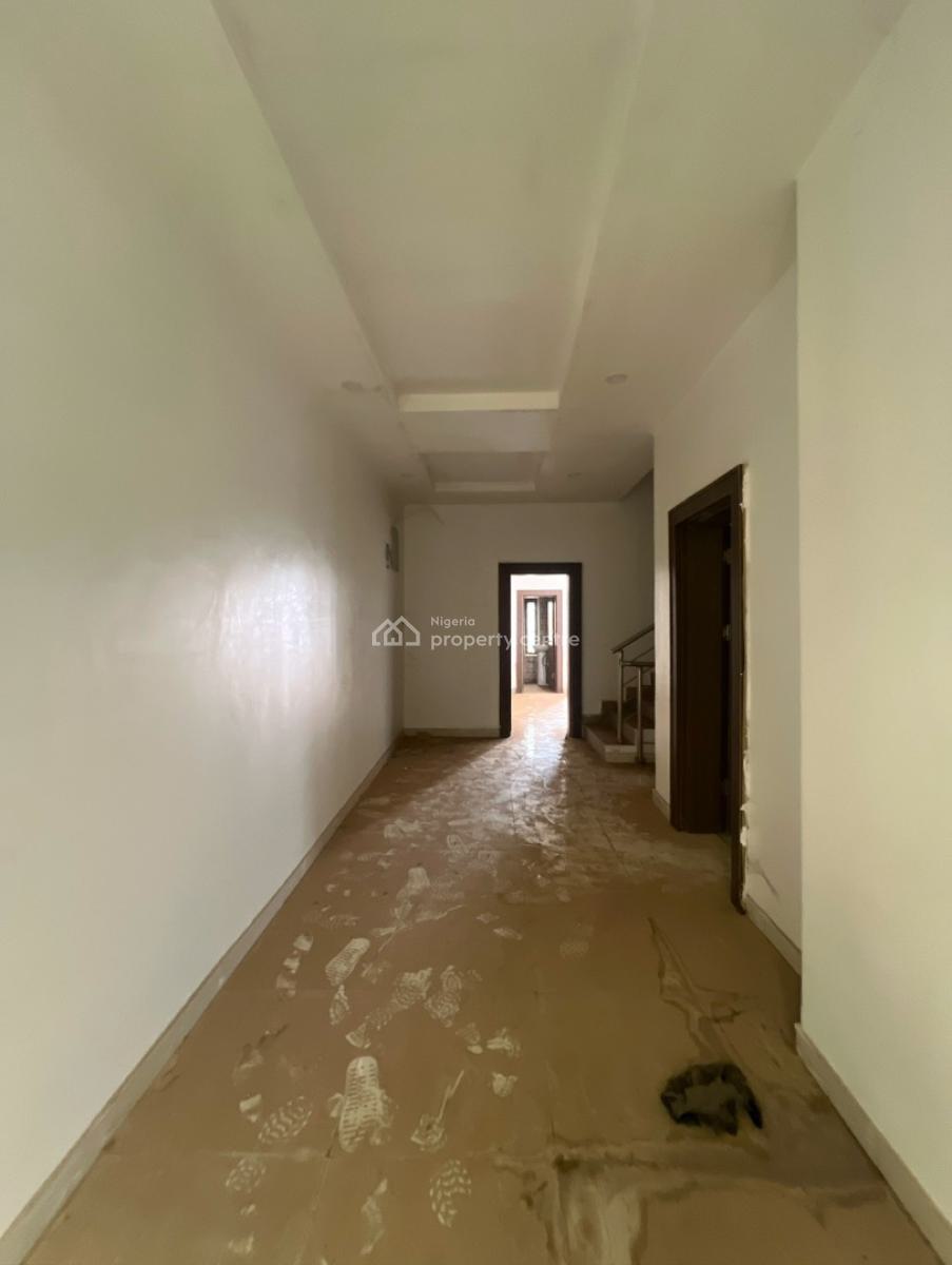 4 Bedroom Town with En-suite Bq, Garki, Abuja, Terraced Duplex for Sale