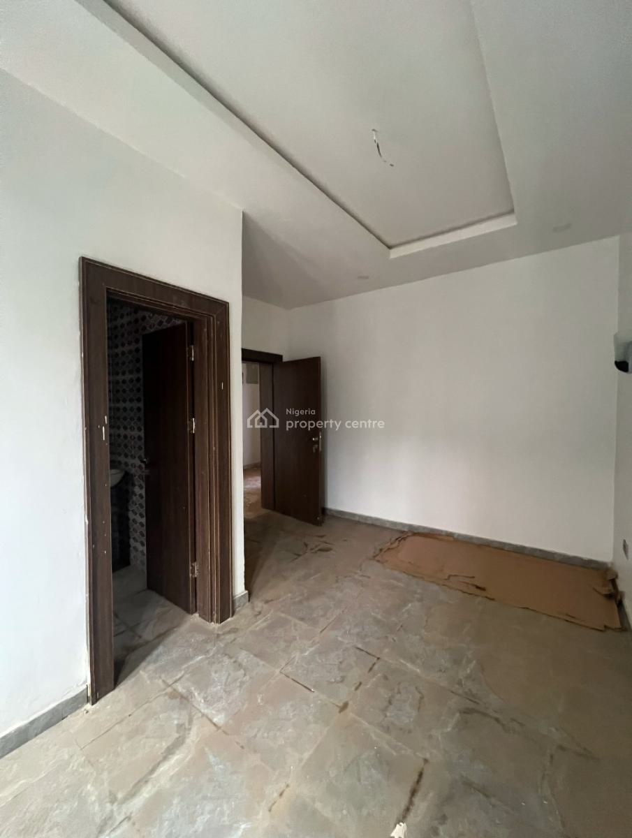 4 Bedroom Town with En-suite Bq, Garki, Abuja, Terraced Duplex for Sale