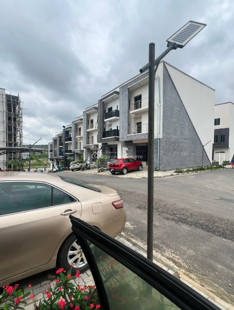 4 Bedroom Town with En-suite Bq, Garki, Abuja, Terraced Duplex for Sale