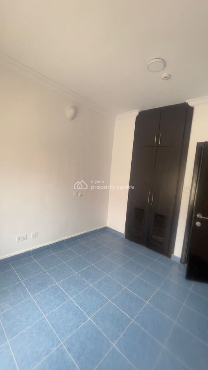 Clean & Spacious 1-bedroom Apartment with 20 Hours Power Supply, Oniru, Victoria Island (vi), Lagos, Flat / Apartment for Rent