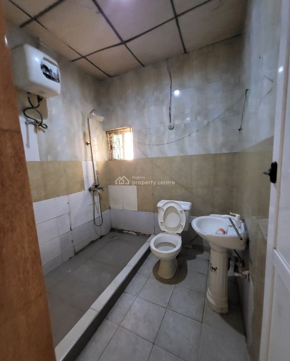 Luxurious Massive 2 Bedroom Flat, By American International School, Durumi, Abuja, Flat / Apartment for Rent