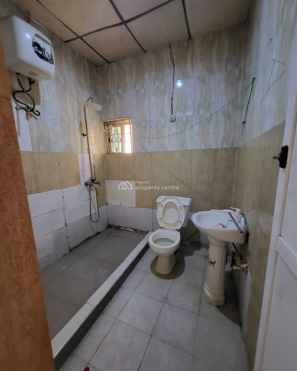 Luxurious Massive 2 Bedroom Flat, By American International School, Durumi, Abuja, Flat / Apartment for Rent