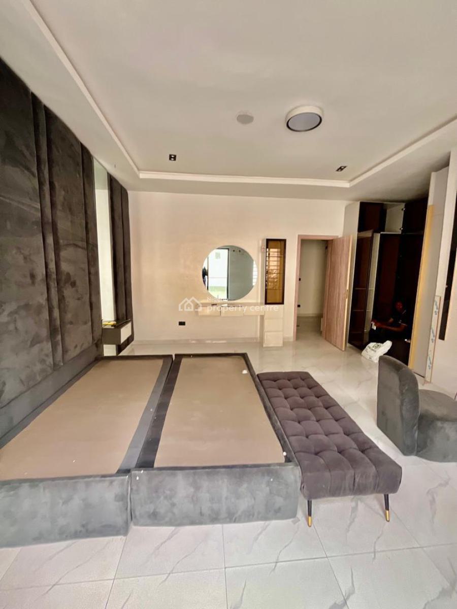 Spacious Well Maintained 4 Bedroom Terrace Duplex in a Secured Estate, Ikota, Lekki, Lagos, Terraced Duplex for Rent