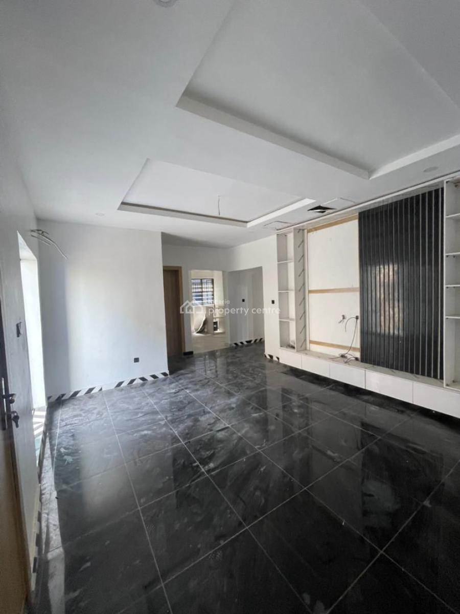 Exquisite 1 Bedroom Apartment, Ologolo, Lekki Phase 1, Lekki, Lagos, Flat / Apartment for Sale