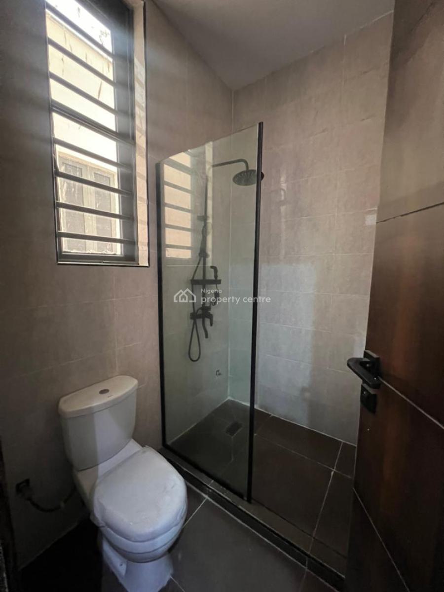 Beautiful Newly Built 3 Bedroom Apartment with Bq in a Secured Estate, Lekki Phase 1, Lekki, Lagos, Flat / Apartment for Rent