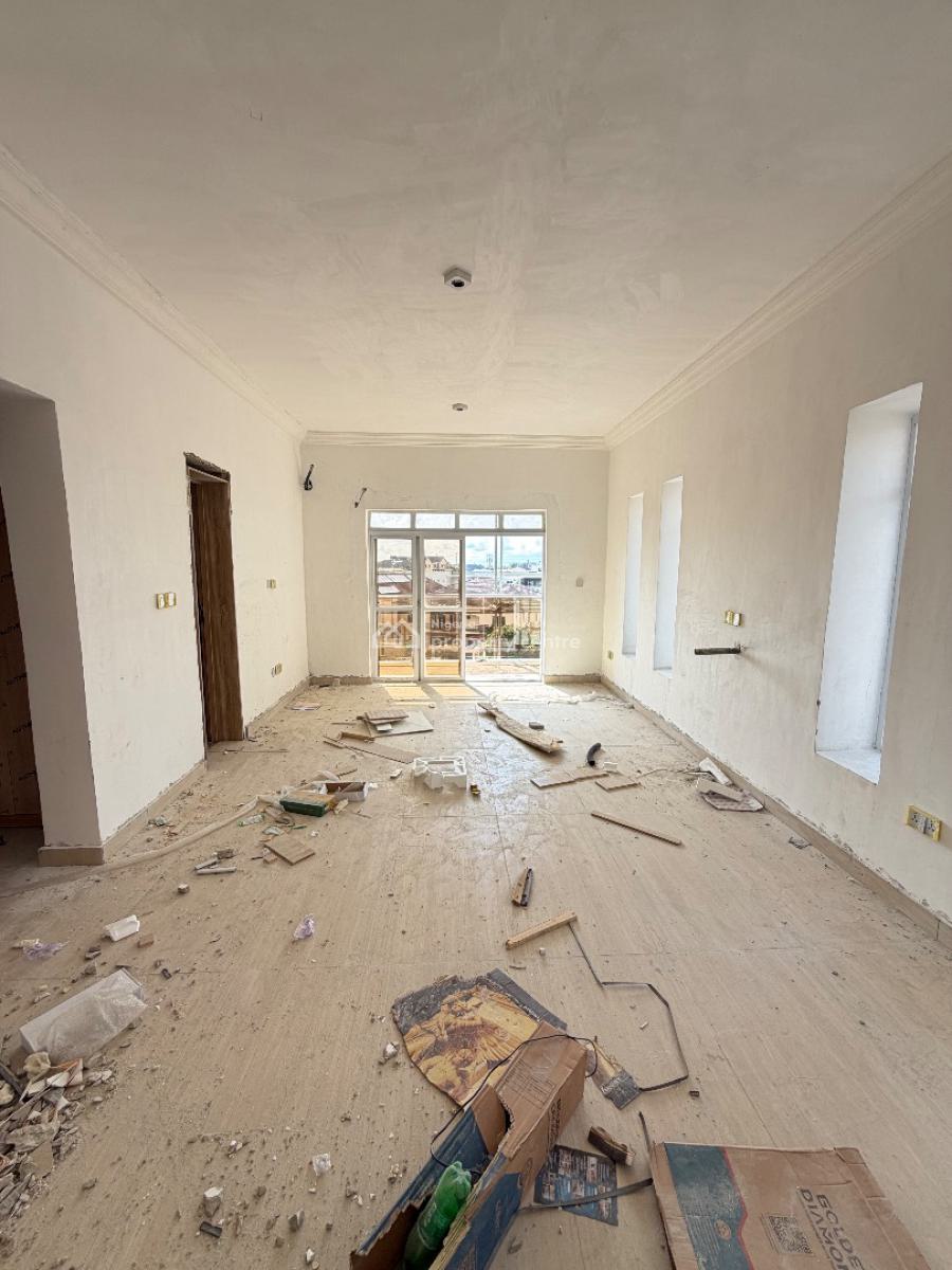 Spacious 4 Bedroom Maisonette Duplex, Lekki Phase 1, Lekki, Lagos, Block of Flats for Sale