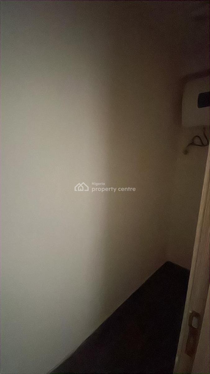 2 Bedroom Apartment with Fitted Air Conditioning, Oniru, Victoria Island (vi), Lagos, Flat / Apartment for Rent