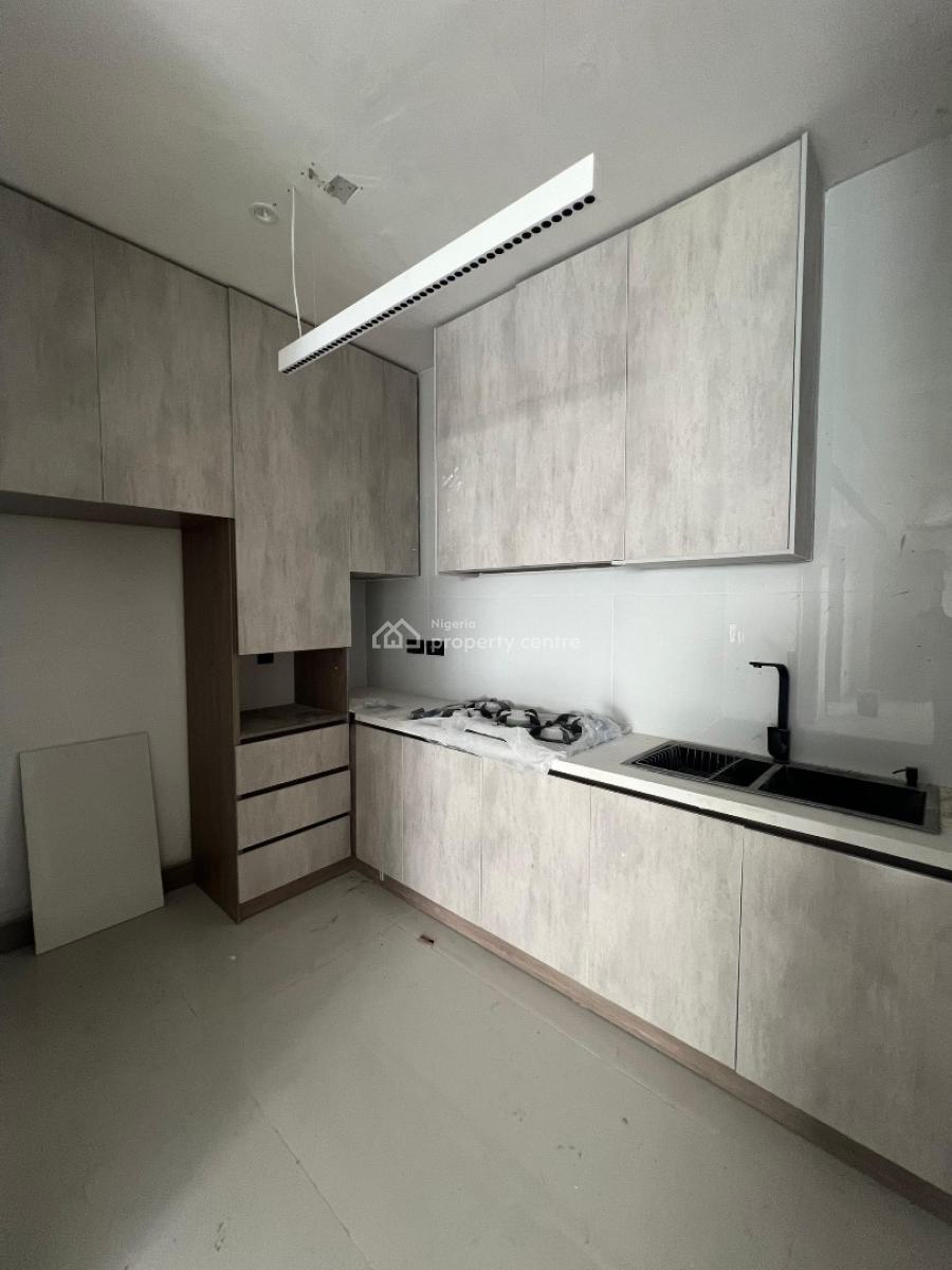 Glamorous Newly Built 2 Bedroom Apartment in a Secured Estate, Lekki Phase 1, Lekki, Lagos, Flat / Apartment for Sale