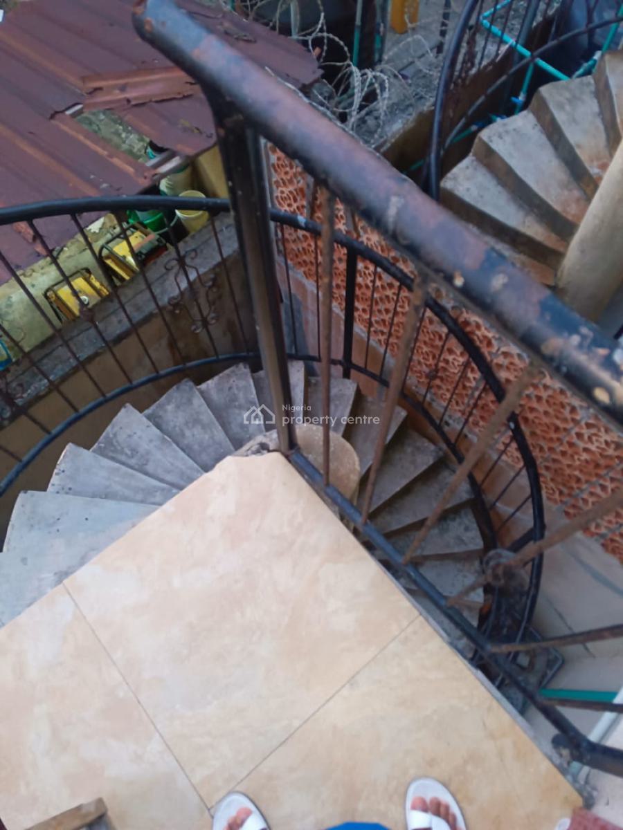 Self Contain Bq on 1st Floor in a Secured Estate, Off New Road (opposite Chevron), Igbo Efon, Lekki, Lagos, Self Contain (single Rooms) for Rent