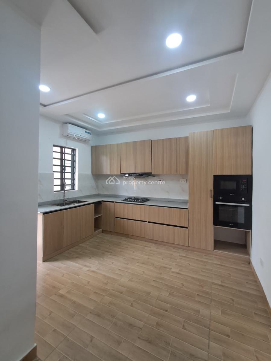 Newly Built 4-bedroom Terrace Duplex with Bq, New Road Alpha Beach, Chevron, Lekki, Lagos, Terraced Duplex for Rent