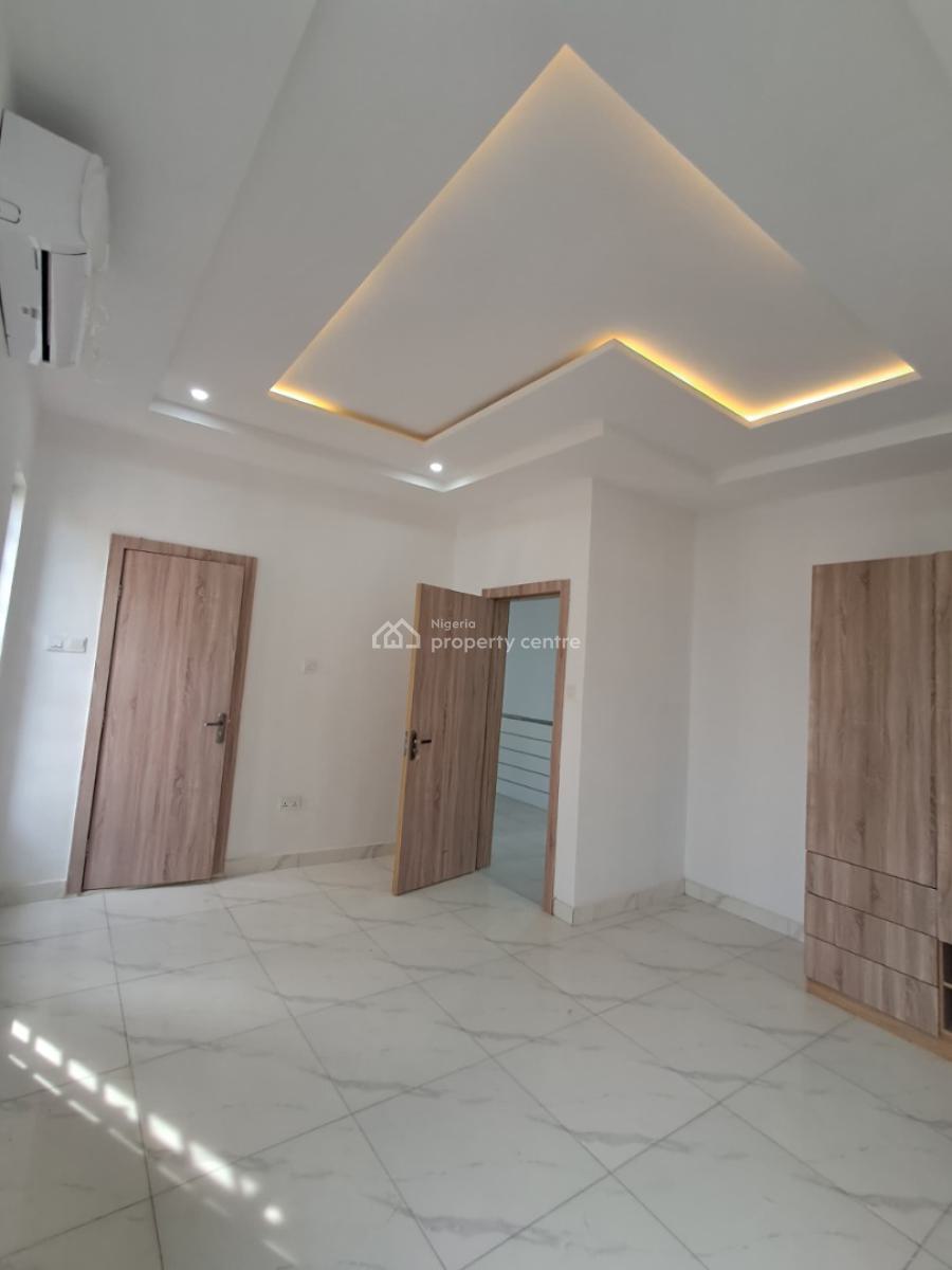 Newly Built 4-bedroom Terrace Duplex with Bq, New Road Alpha Beach, Chevron, Lekki, Lagos, Terraced Duplex for Rent
