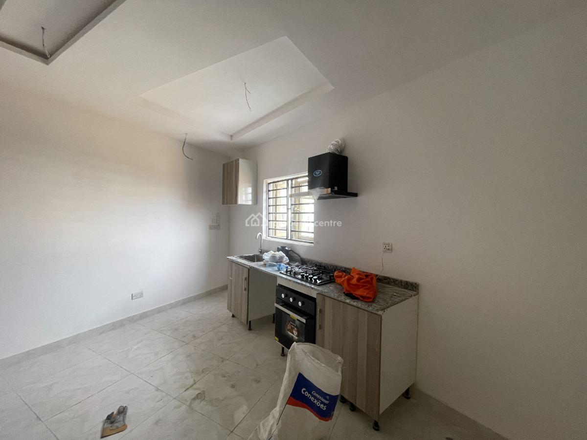 Ultra-modern 3 Bedrooms Maisonette with Elevator, Lekki Phase 1, Lekki, Lagos, Flat / Apartment for Rent