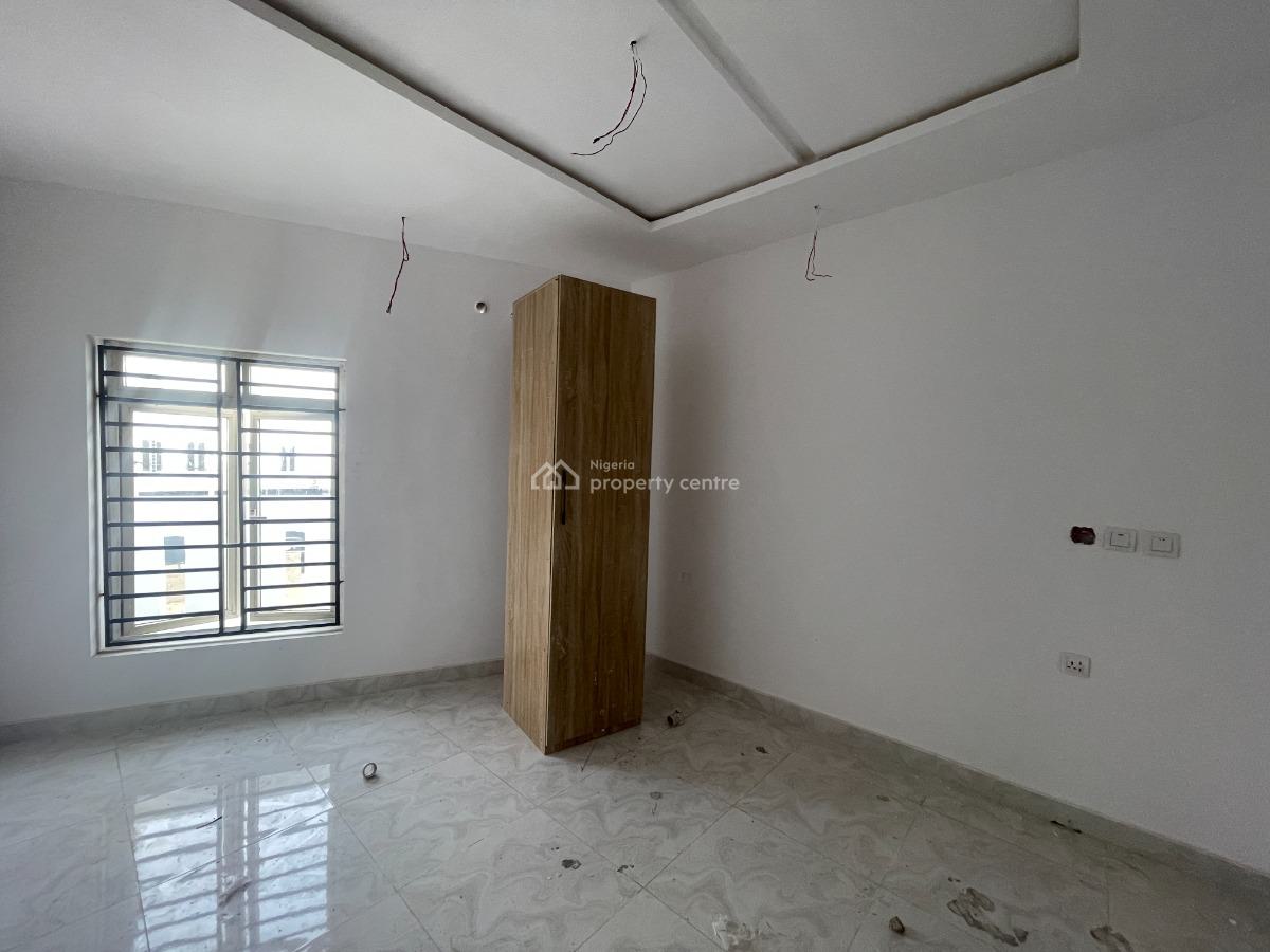 Ultra-modern 3 Bedrooms Maisonette with Elevator, Lekki Phase 1, Lekki, Lagos, Flat / Apartment for Rent