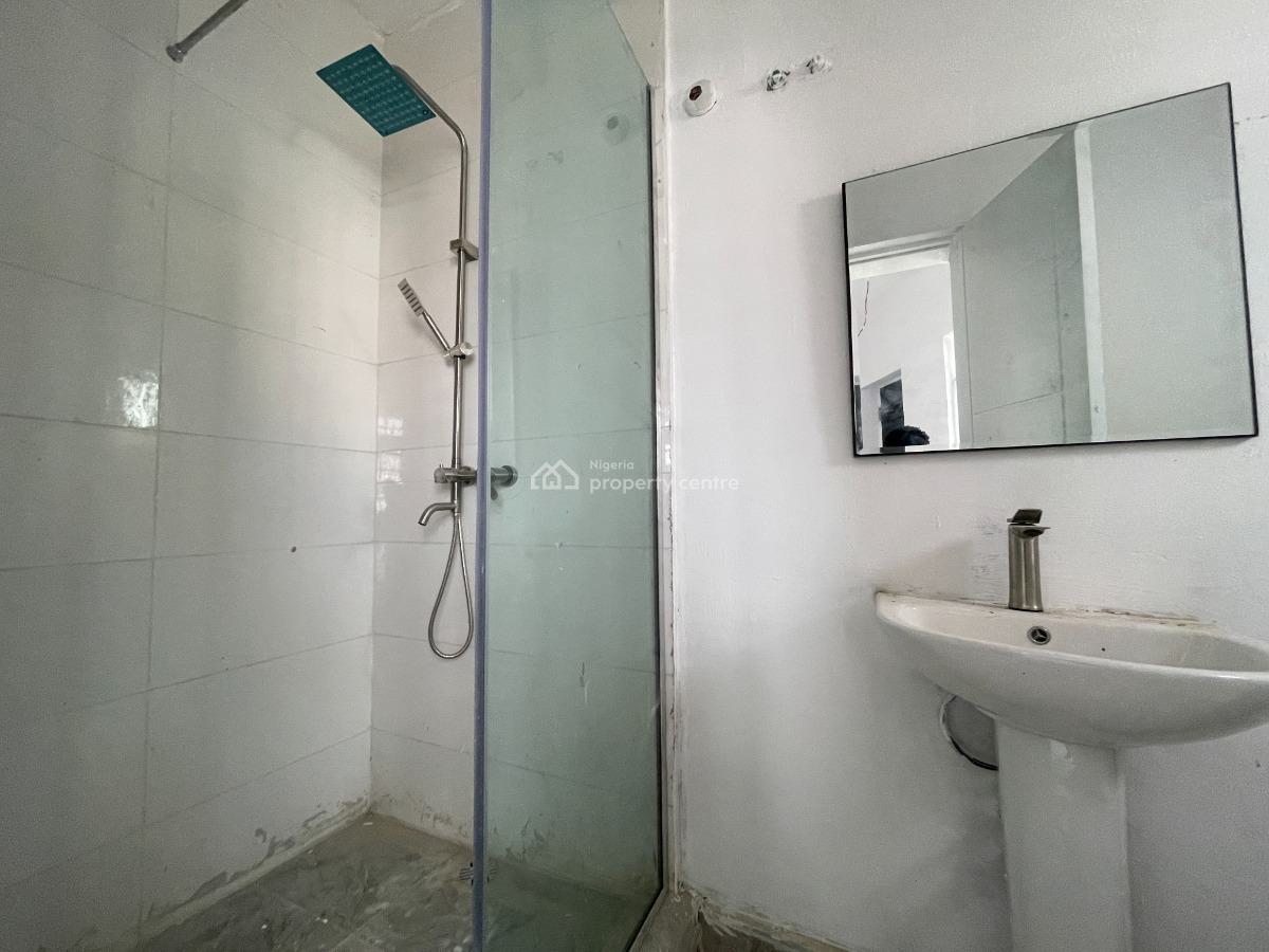 Ultra-modern 3 Bedrooms Maisonette with Elevator, Lekki Phase 1, Lekki, Lagos, Flat / Apartment for Rent