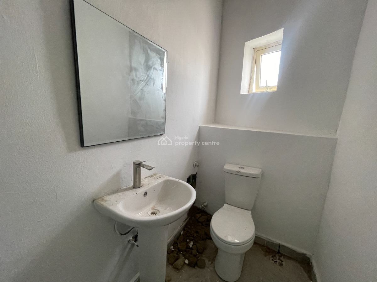 Ultra-modern 3 Bedrooms Maisonette with Elevator, Lekki Phase 1, Lekki, Lagos, Flat / Apartment for Rent