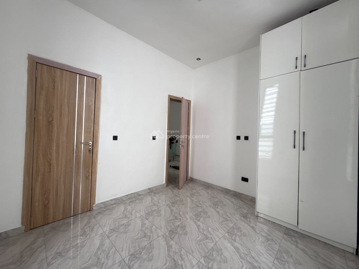 Newly Built 4 Bedrooms Semi-detached House with Self Compound, Chevron, Lekki, Lagos, Semi-detached Duplex for Rent