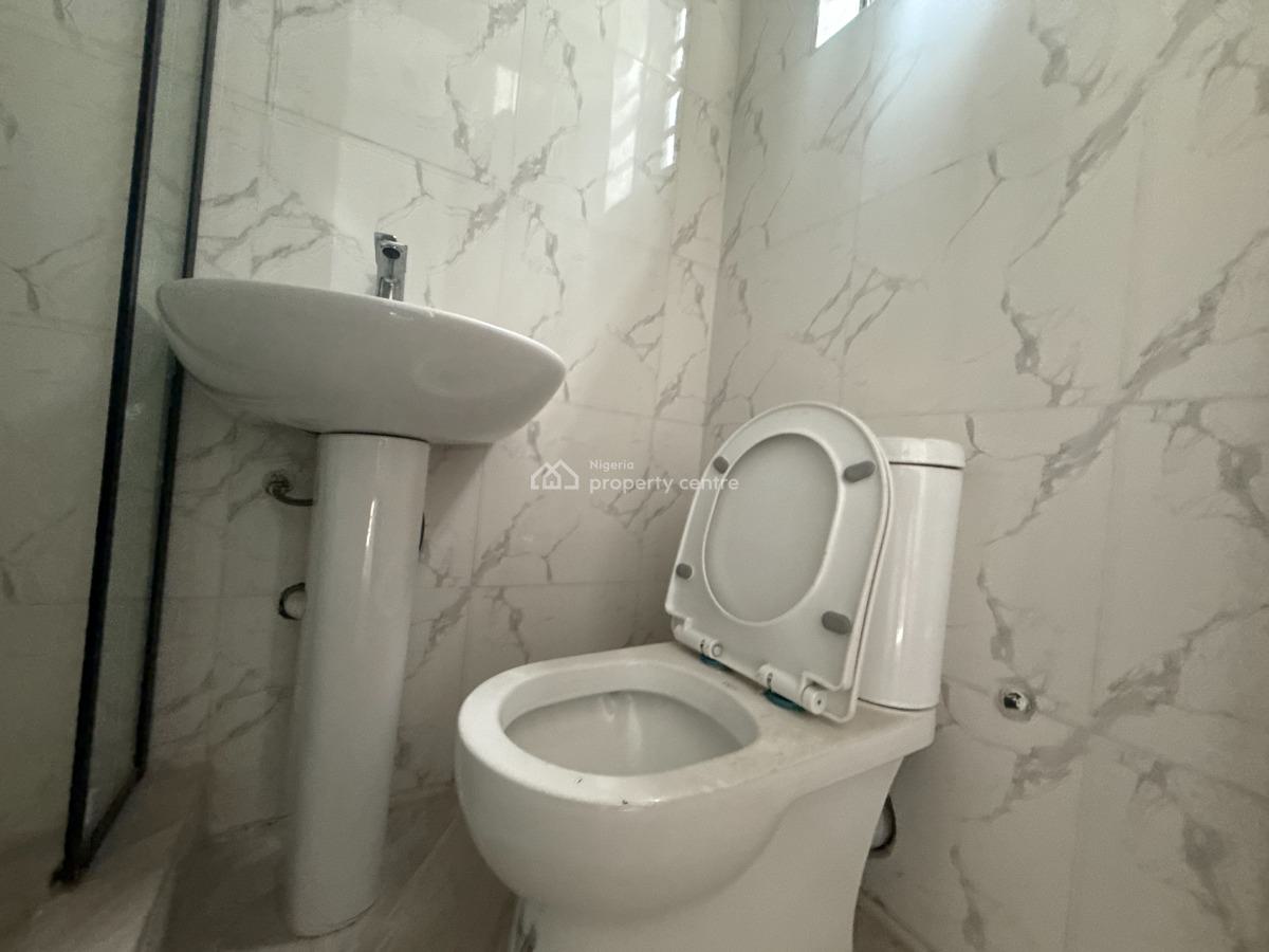 Newly Built 4 Bedrooms Semi-detached House with Self Compound, Chevron, Lekki, Lagos, Semi-detached Duplex for Rent