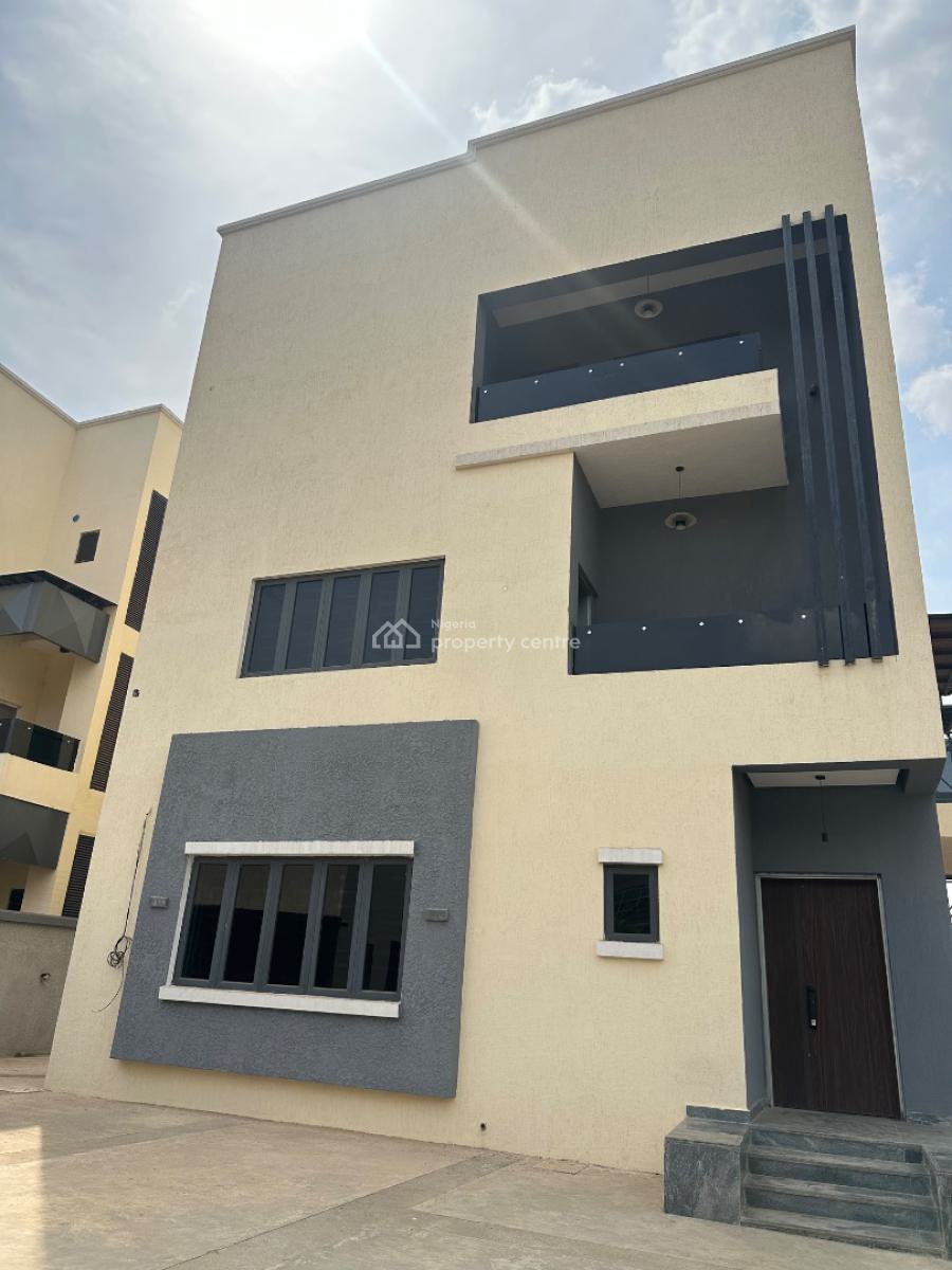 Luxury 6 Bedroom Stand-alone Duplex, Guzape, Guzape District, Abuja, Detached Duplex for Sale