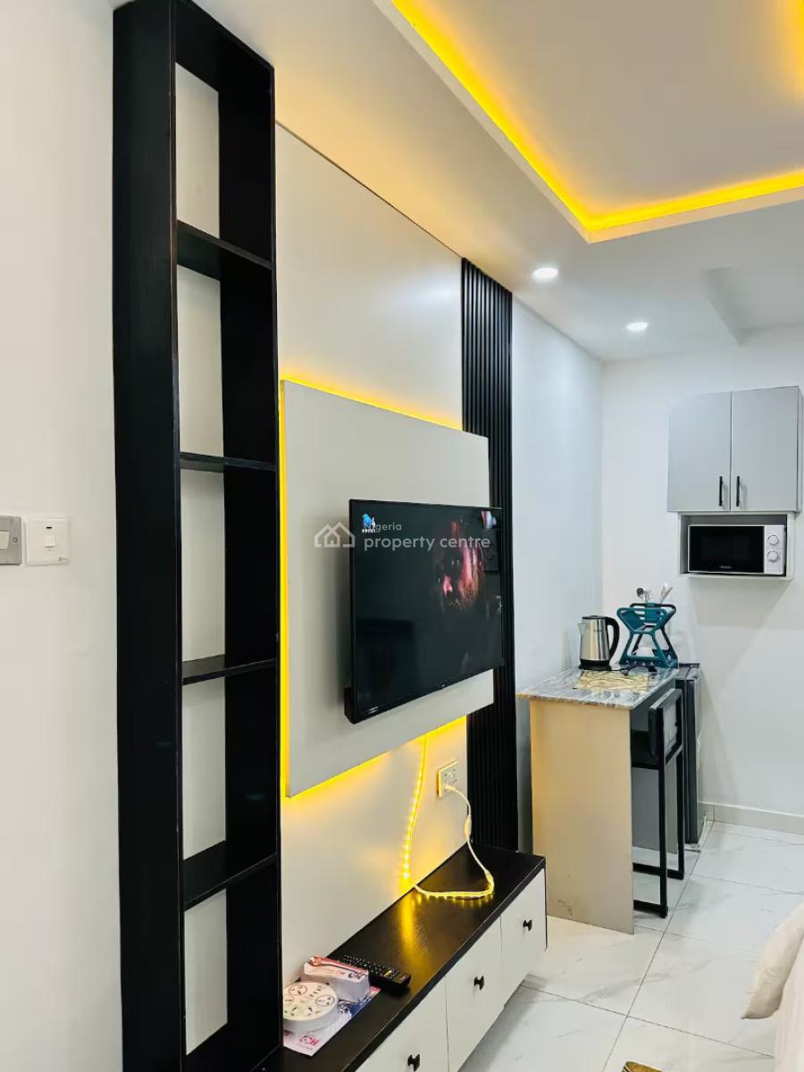 Ngz Lvn Studio (sa7), Dele Adedeji Street, Lekki Phase 1, Lekki, Lagos, Flat / Apartment Short Let
