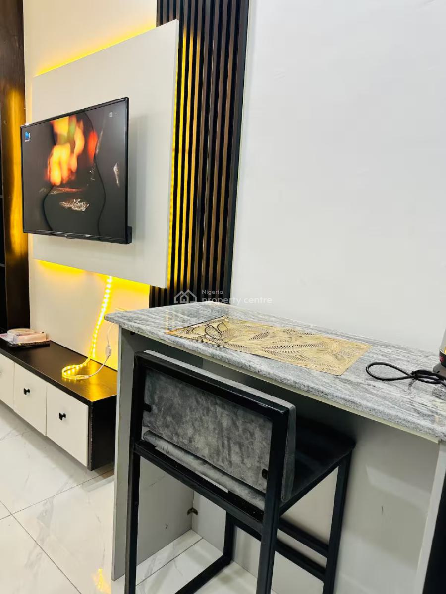 Ngz Lvn Studio (sa7), Dele Adedeji Street, Lekki Phase 1, Lekki, Lagos, Flat / Apartment Short Let