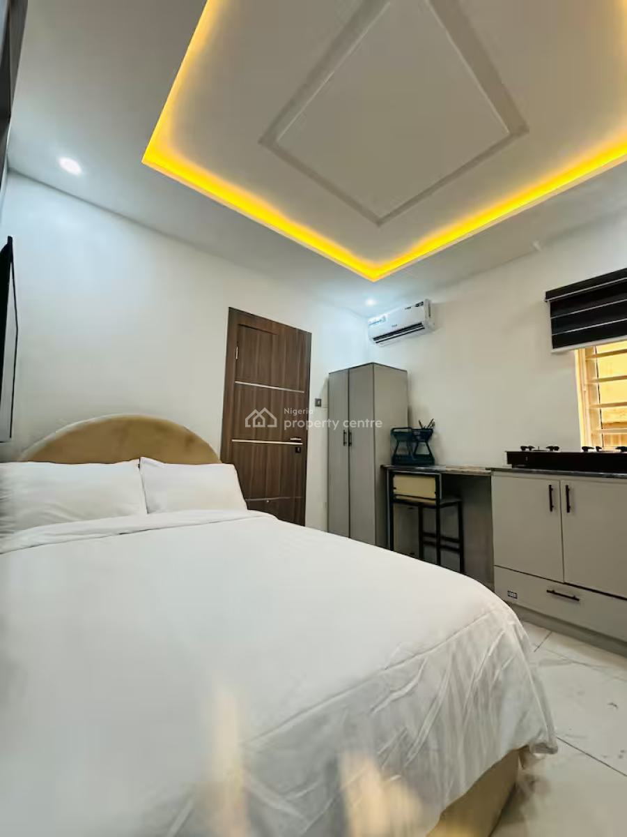 Ngz Lvn Studio (sa8), Dele Adedeji Street, Lekki Phase 1, Lekki, Lagos, Flat / Apartment Short Let
