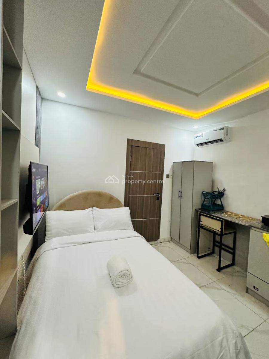 Ngz Lvn Studio (sa8), Dele Adedeji Street, Lekki Phase 1, Lekki, Lagos, Flat / Apartment Short Let