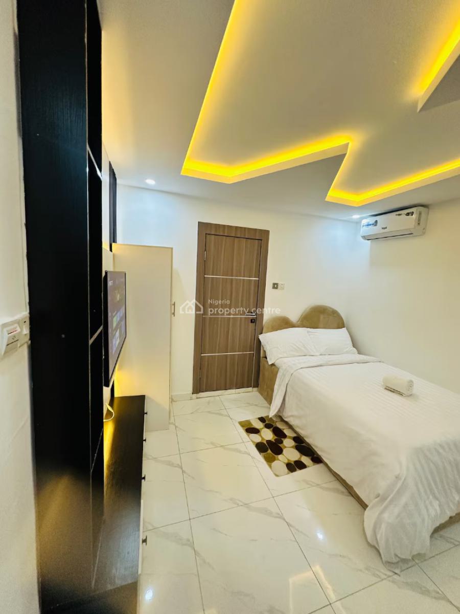 Ngz Lvn Studio (sa10), Dele Adedeji Street, Lekki Phase 1, Lekki, Lagos, Flat / Apartment Short Let