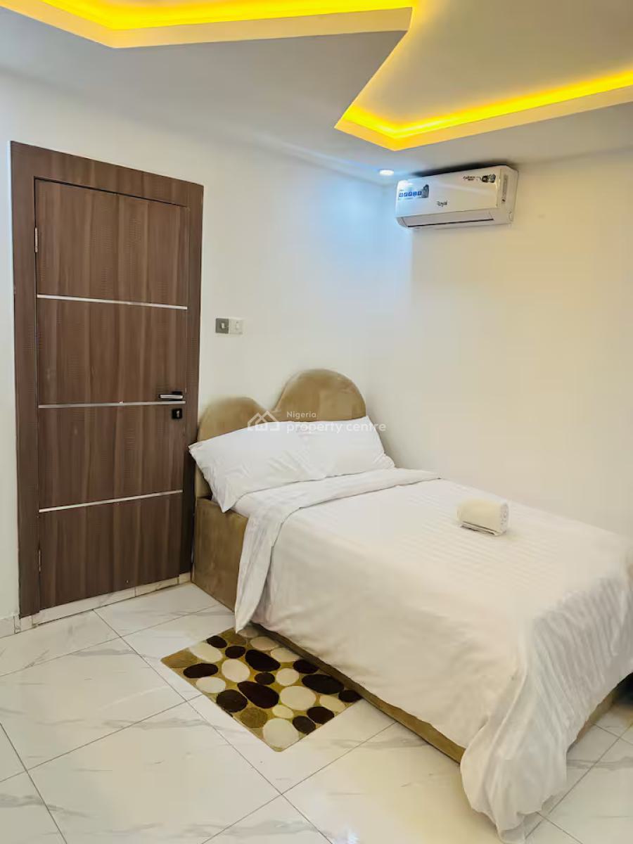 Ngz Lvn Studio (sa10), Dele Adedeji Street, Lekki Phase 1, Lekki, Lagos, Flat / Apartment Short Let