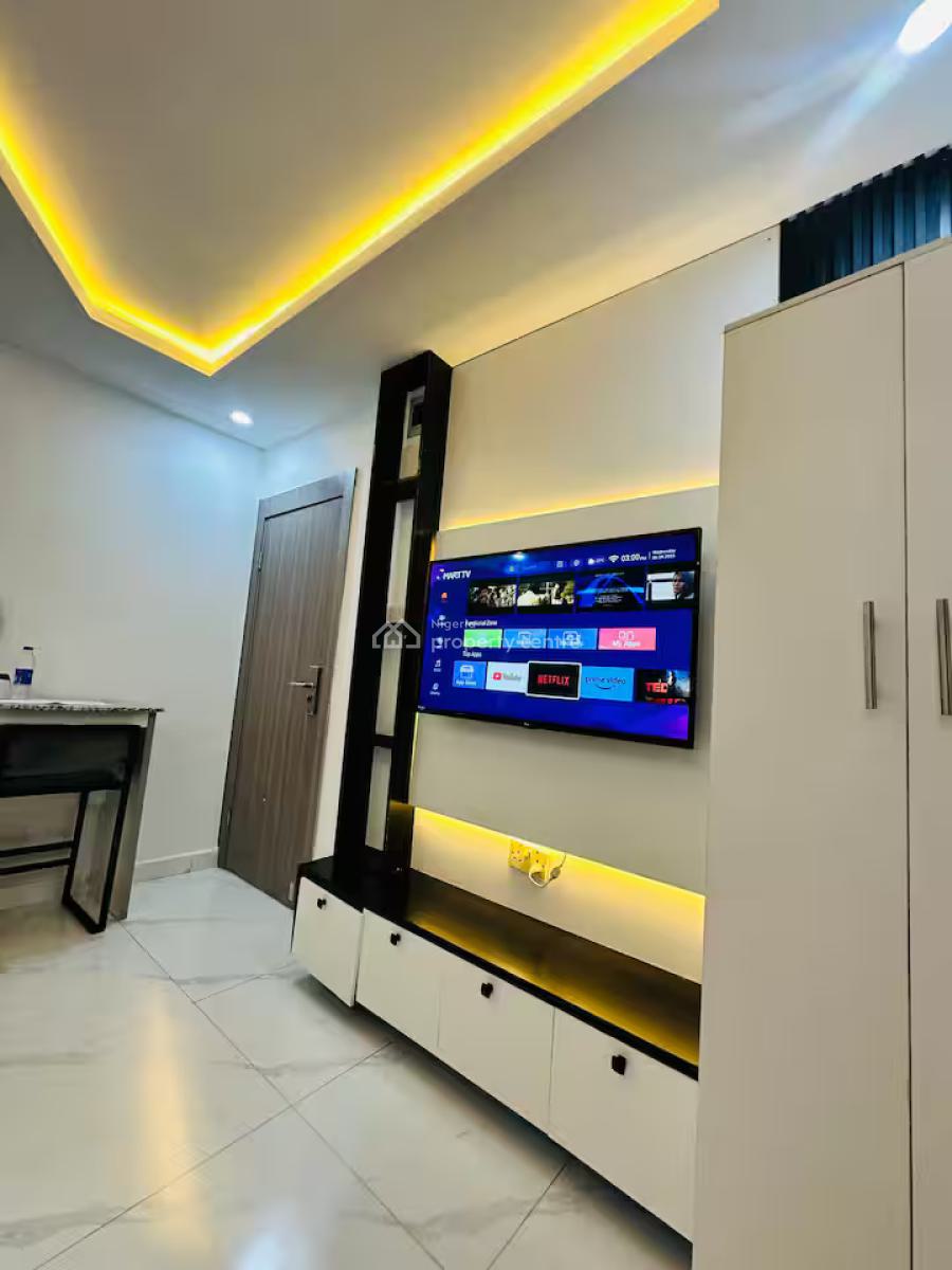 Ngz Lvn Studio (sa10), Dele Adedeji Street, Lekki Phase 1, Lekki, Lagos, Flat / Apartment Short Let