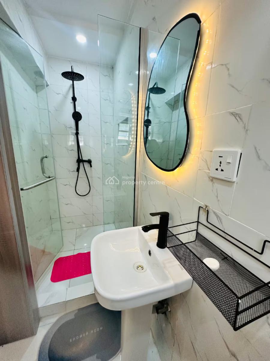 Ngz Lvn Studio (sa10), Dele Adedeji Street, Lekki Phase 1, Lekki, Lagos, Flat / Apartment Short Let