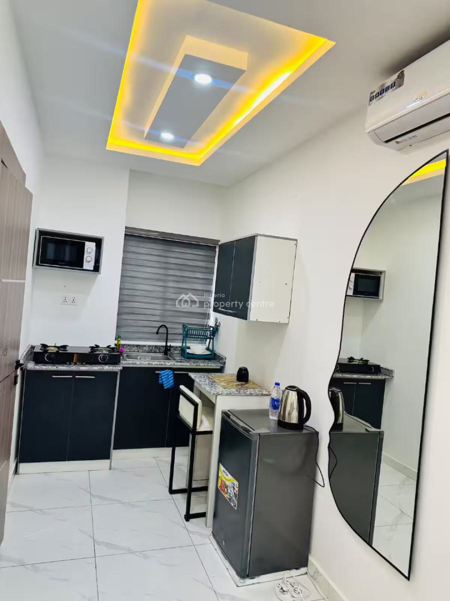 Ngz Lvn Studio Sa1, Dele Adedeji Street, Lekki Phase 1, Lekki, Lagos, Flat / Apartment Short Let