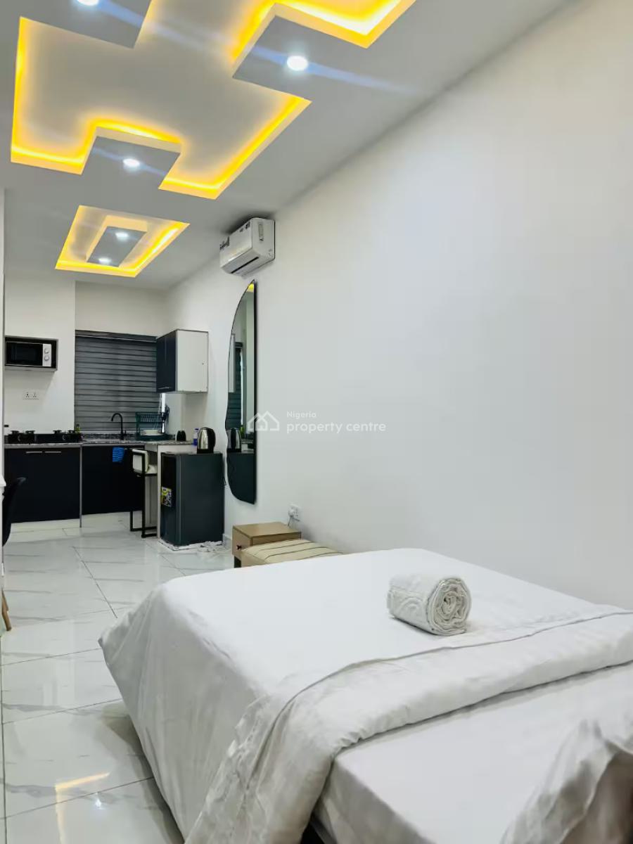 Ngz Lvn Studio Sa1, Dele Adedeji Street, Lekki Phase 1, Lekki, Lagos, Flat / Apartment Short Let