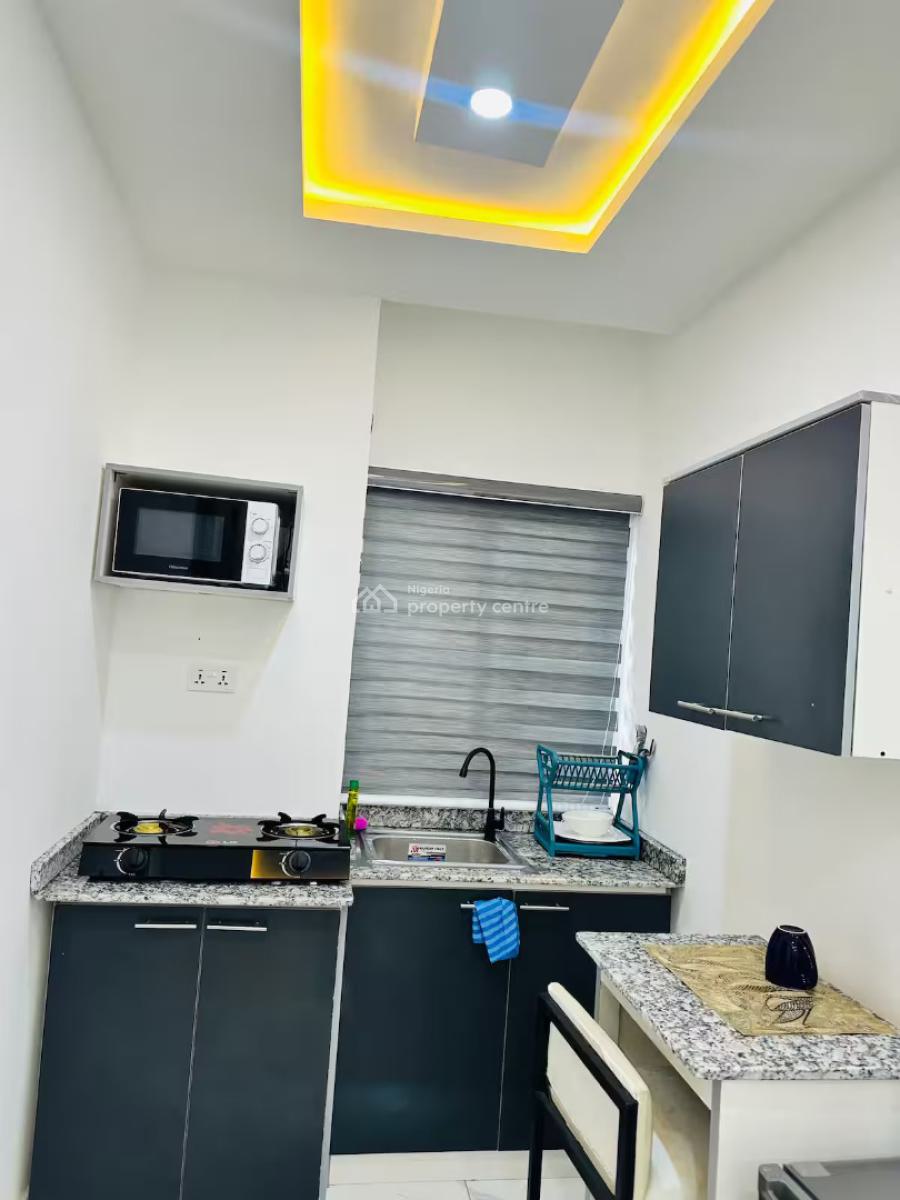Ngz Lvn Studio Sa1, Dele Adedeji Street, Lekki Phase 1, Lekki, Lagos, Flat / Apartment Short Let