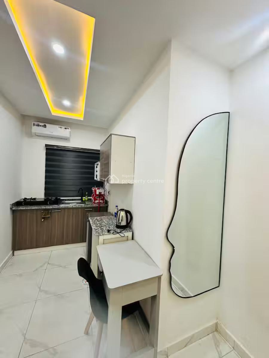 Ngz Lvn Studio Sa2, Dele Adedeji Street, Lekki Phase 1, Lekki, Lagos, Flat / Apartment Short Let