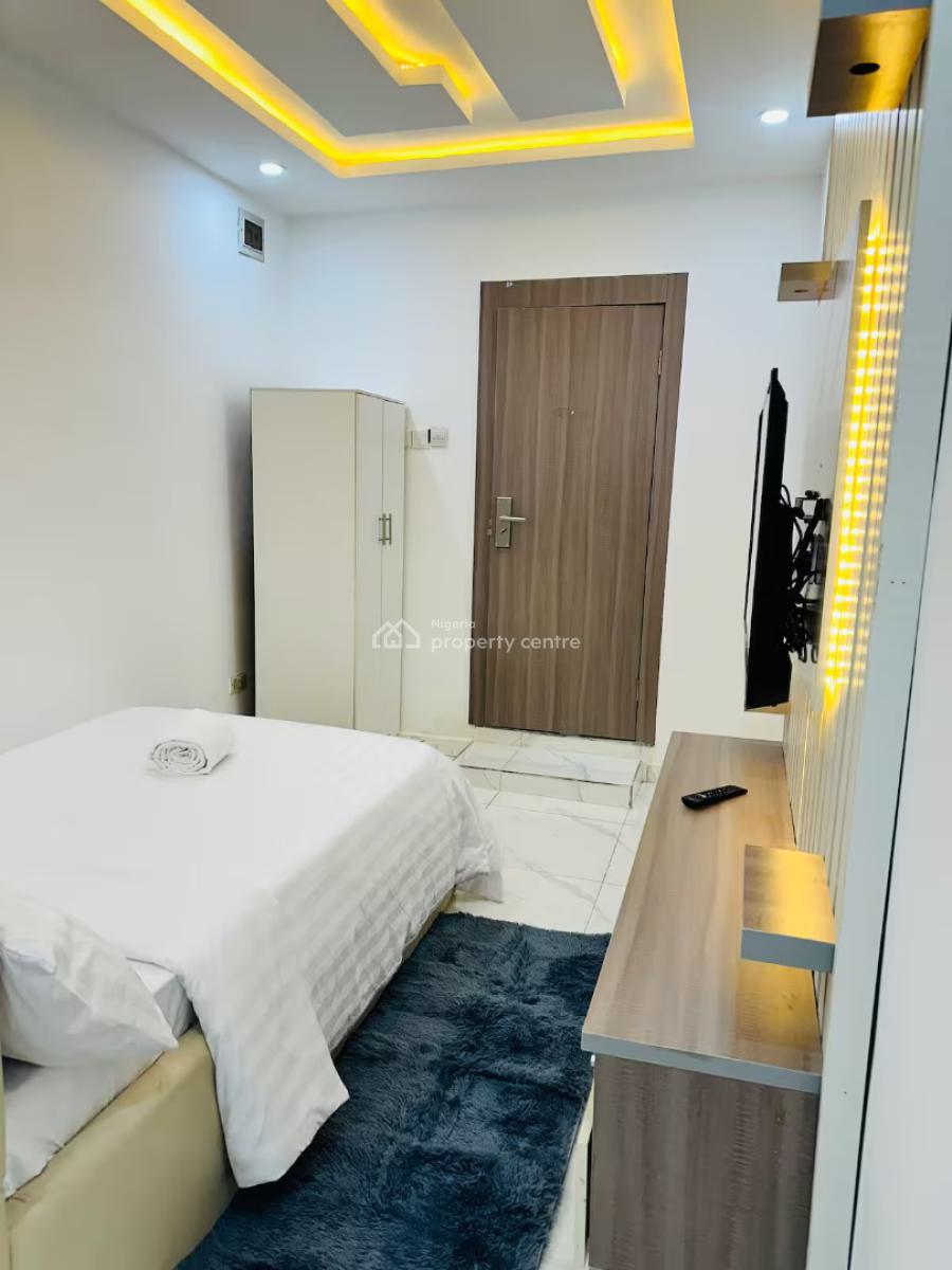 Ngz Lvn Studio Sa2, Dele Adedeji Street, Lekki Phase 1, Lekki, Lagos, Flat / Apartment Short Let