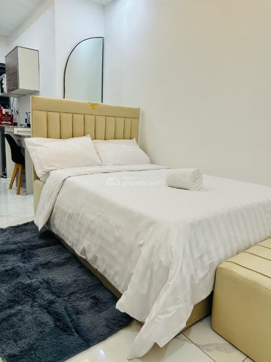 Ngz Lvn Studio Sa2, Dele Adedeji Street, Lekki Phase 1, Lekki, Lagos, Flat / Apartment Short Let