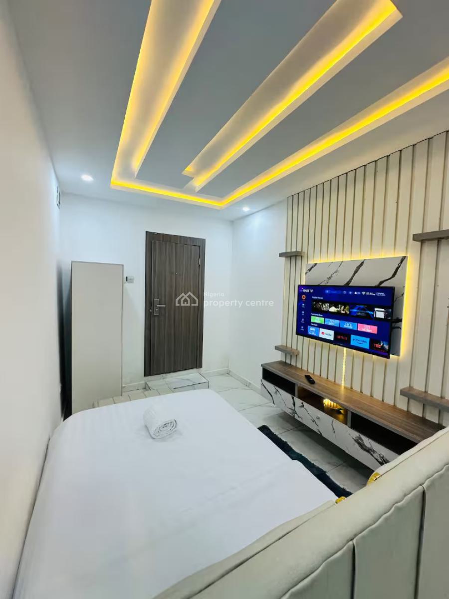Ngz Lvn Studio Sa2, Dele Adedeji Street, Lekki Phase 1, Lekki, Lagos, Flat / Apartment Short Let