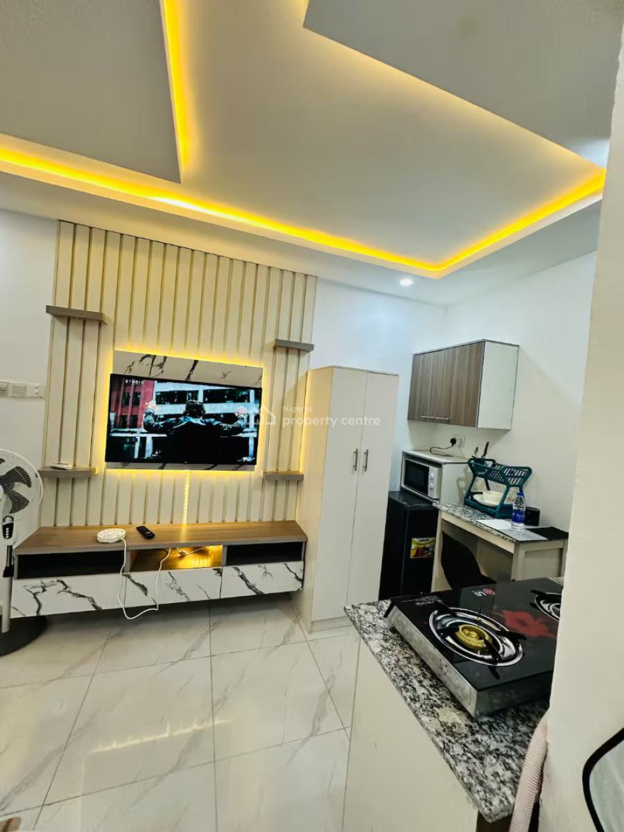 Ngz Lvn Studio Sa3, Dele Adedeji Street, Lekki Phase 1, Lekki, Lagos, Flat / Apartment Short Let