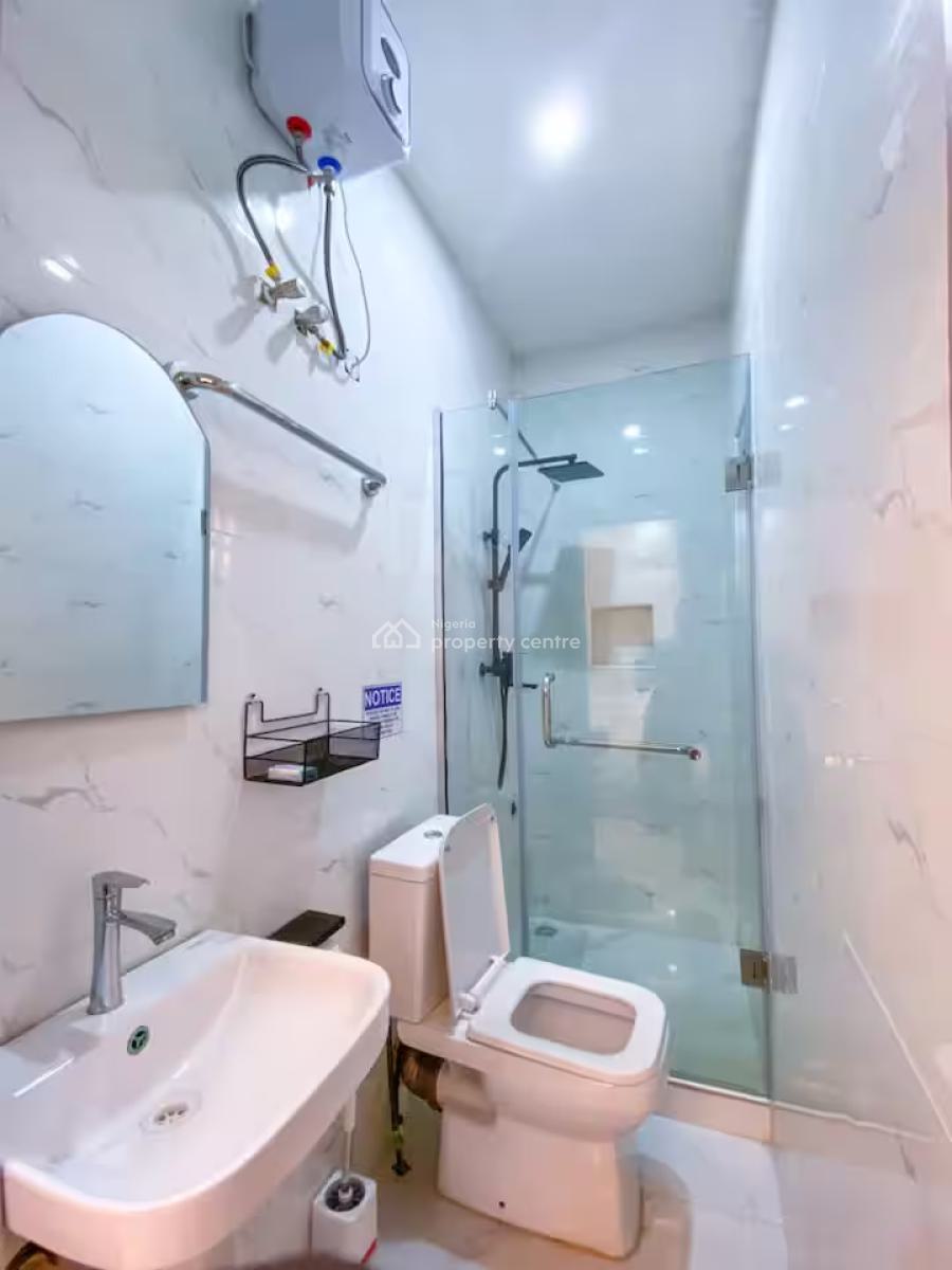 Ngz Lvn Studio(s1), Dele Adedeji Street, Lekki Phase 1, Lekki, Lagos, Flat / Apartment Short Let