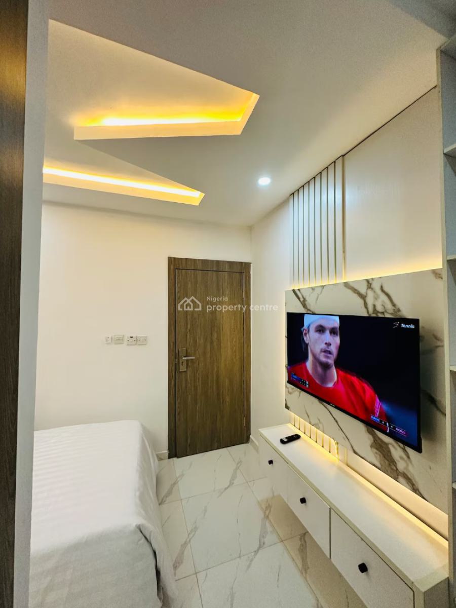 Ngz Lvn Studio(s3), Dele Adedeji Street, Lekki Phase 1, Lekki, Lagos, Flat / Apartment Short Let